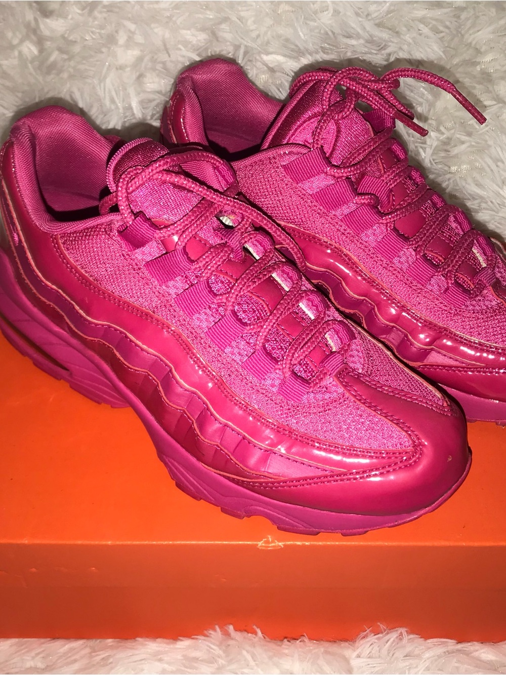 Nike Women's Vibrant Pink Athletic Sneakers